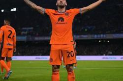 开云体育官方网站-乌迪内斯逆转取胜，豪取三分