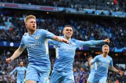 开云下载-曼城险胜对手，赢下关键之战