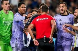 开云APP-关于瓦伦西亚客场惊险获胜，阿尔梅里亚险胜皇家社会的信息