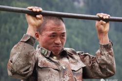 开云体育入口-加拿大队奋勇作战，夺得冠军头衔