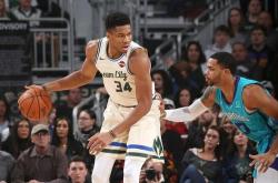 开云体育-雄鹿大胜黄蜂，重回胜利赛道的简单介绍