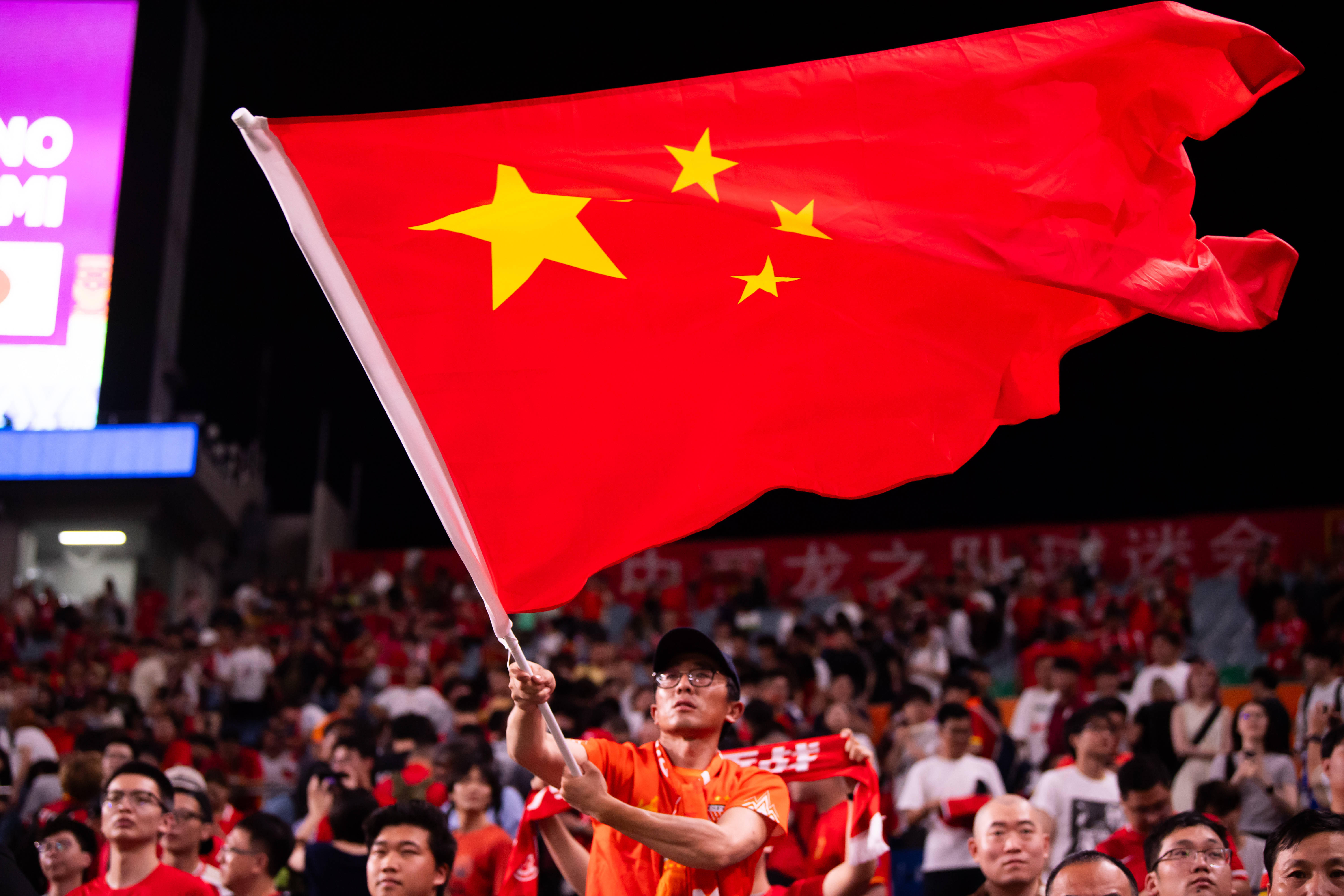 葡萄牙惨败，德国战平客队寻求突破