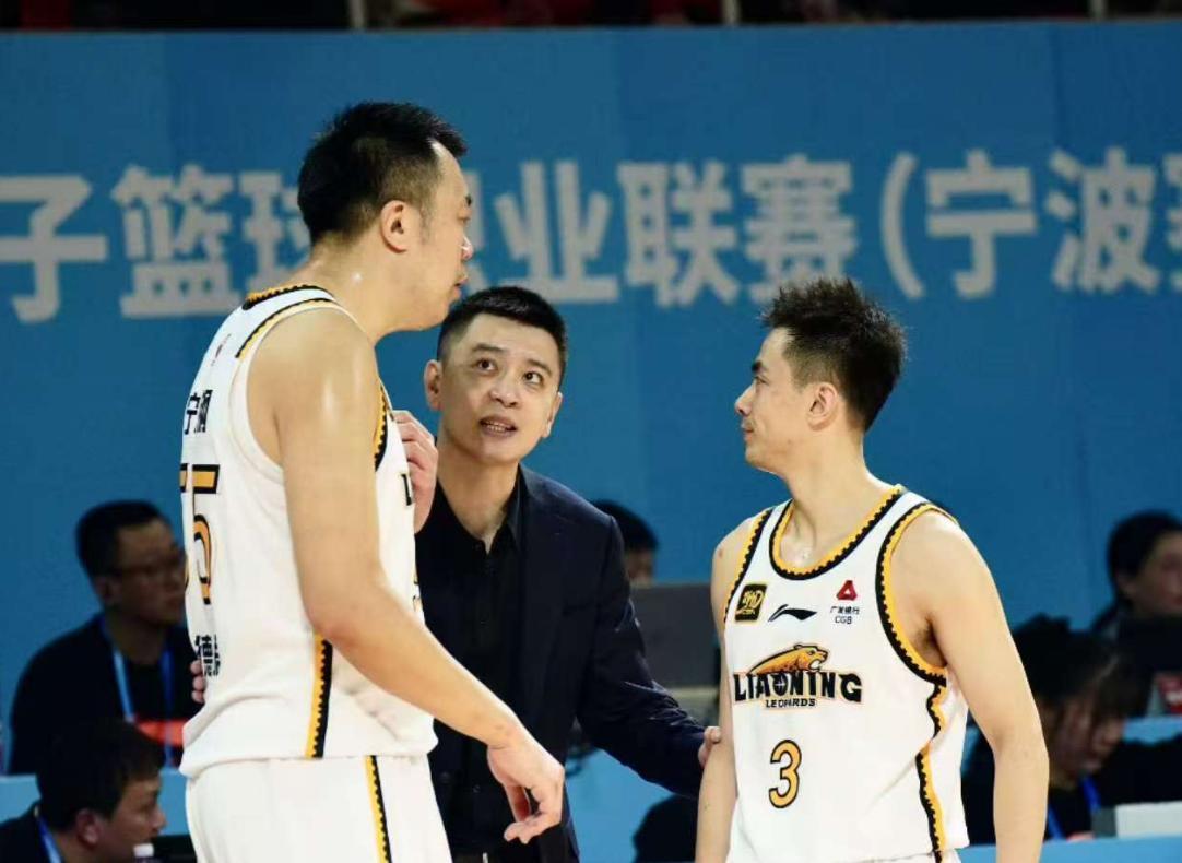 广东宏远与辽宁男篮将在主场上演激烈对决的简单介绍