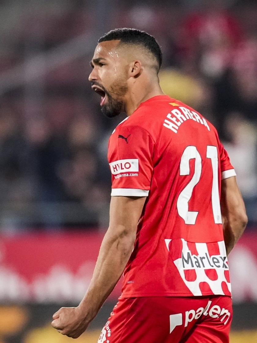 赫塔菲再遭连败,降级危机加重 赫塔菲再遭连败,降级危机加重