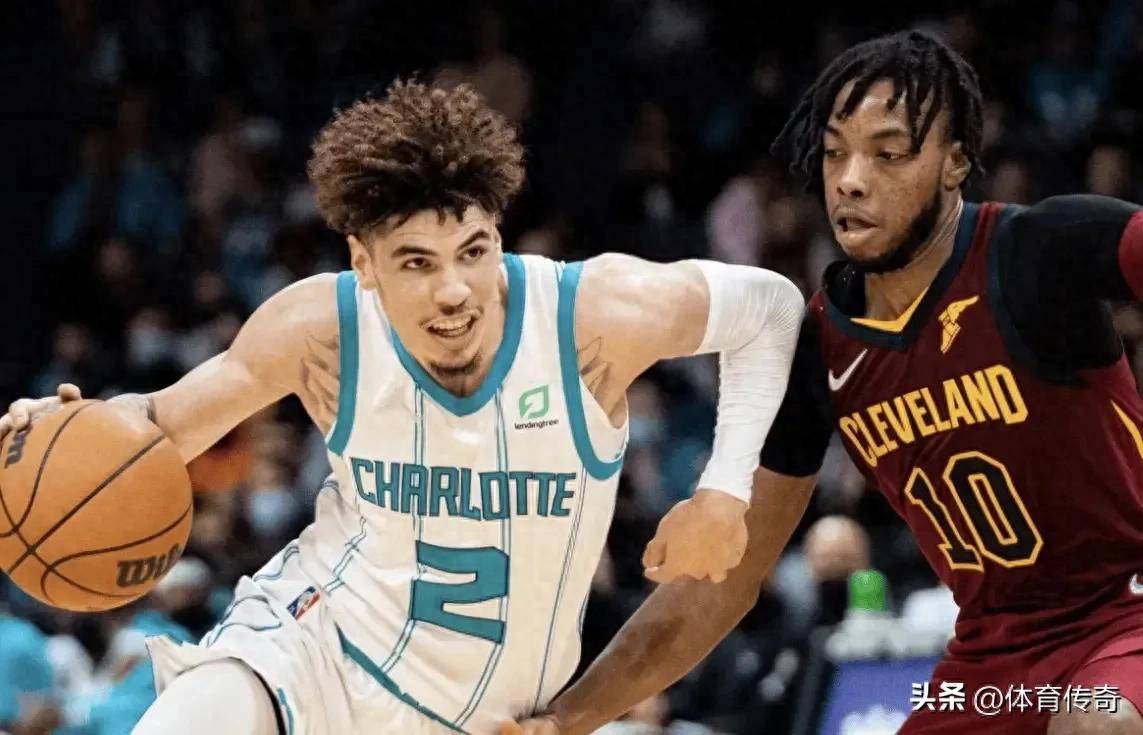 黄蜂新秀连续砍分，逐渐融入球队战术