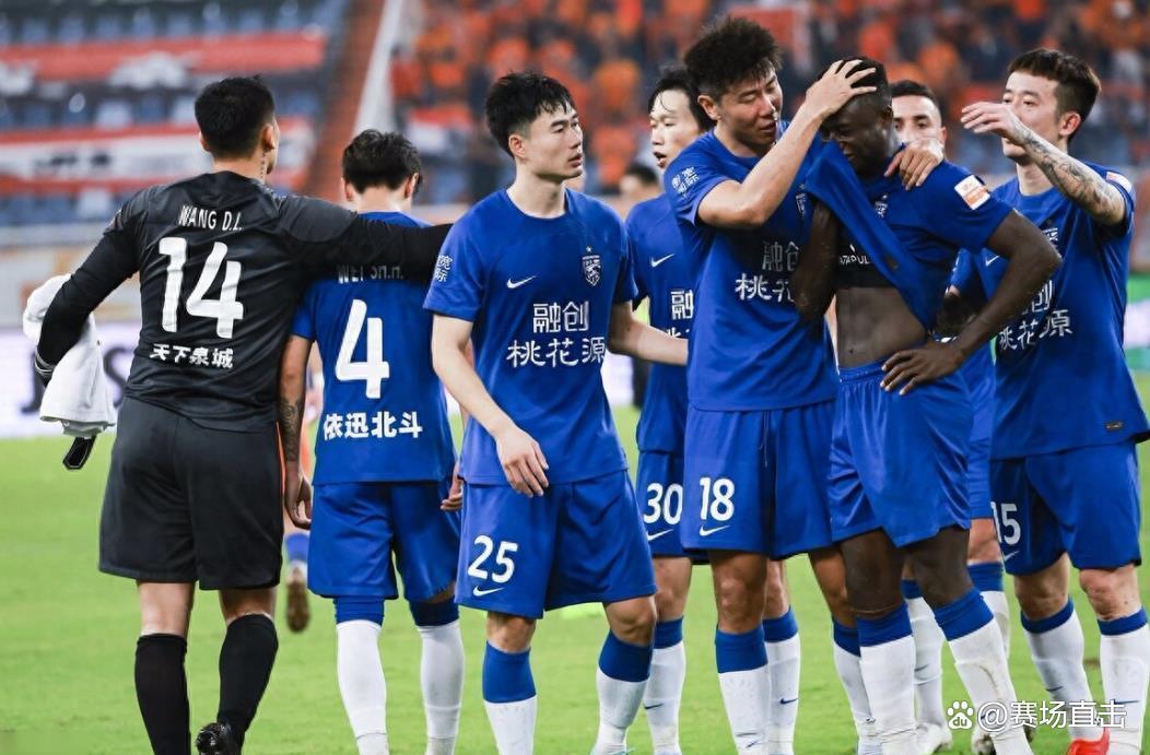 关于沃尔夫斯堡遭遇惨败,状态令人堪忧的信息 关于沃尔夫斯堡遭遇惨败,状态令人堪忧的信息