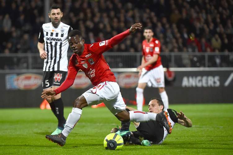 昂热主场豪取胜利，助势稳固积分榜