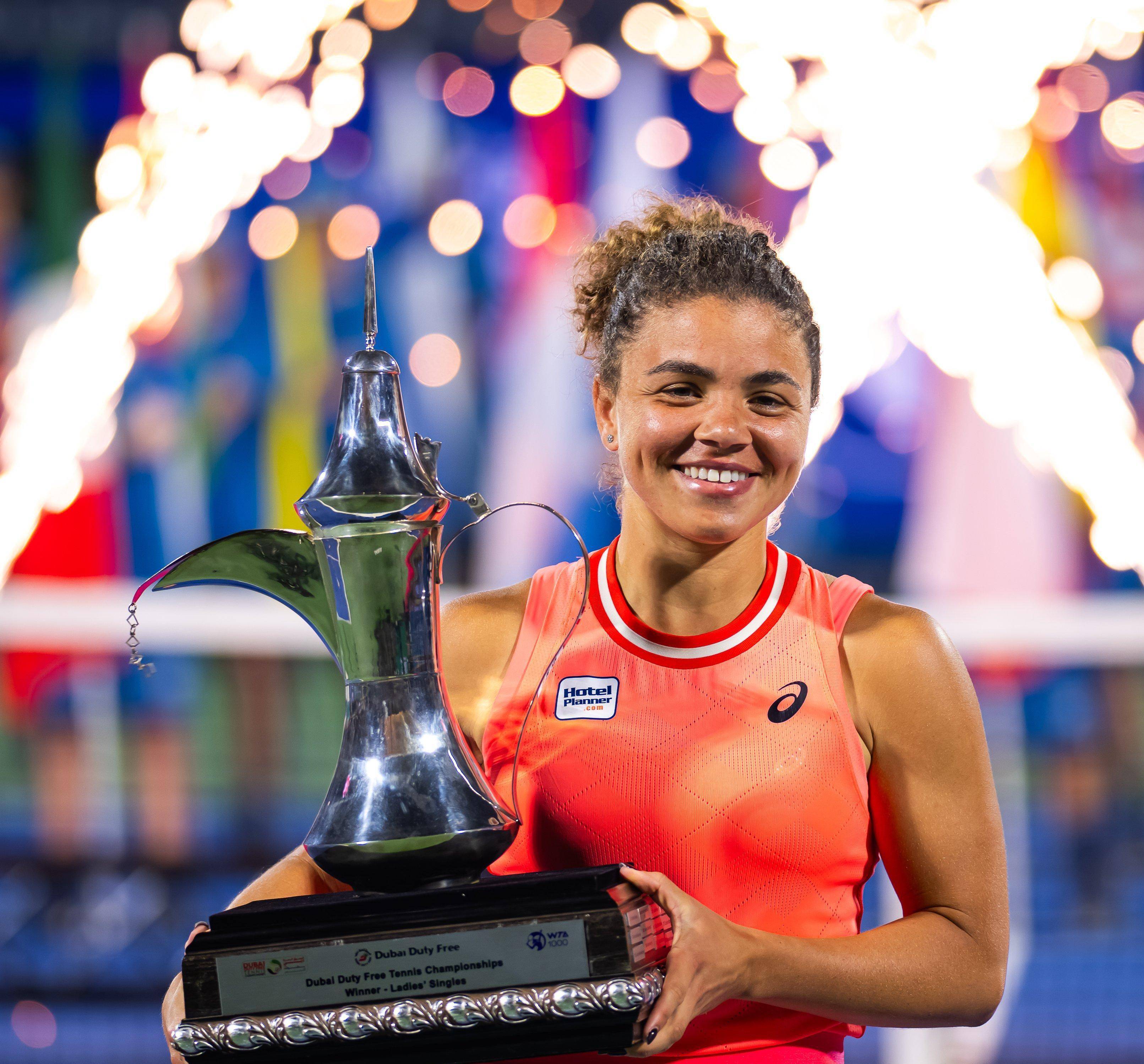 保加利亚女子体操选手绽放魅力