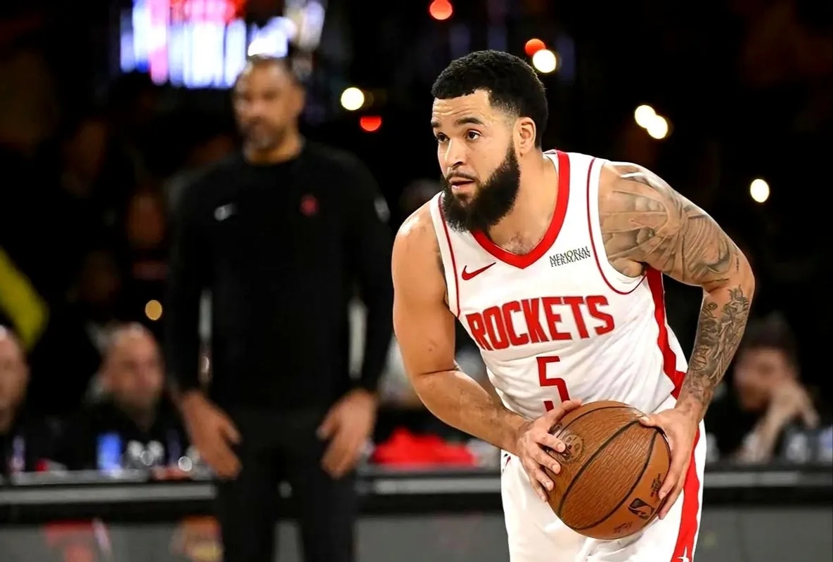 关于猛龙逆转独行侠，范弗利特表现不俗的信息