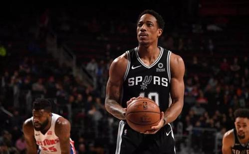 猛龙客场击败雄鹿，取得开门红