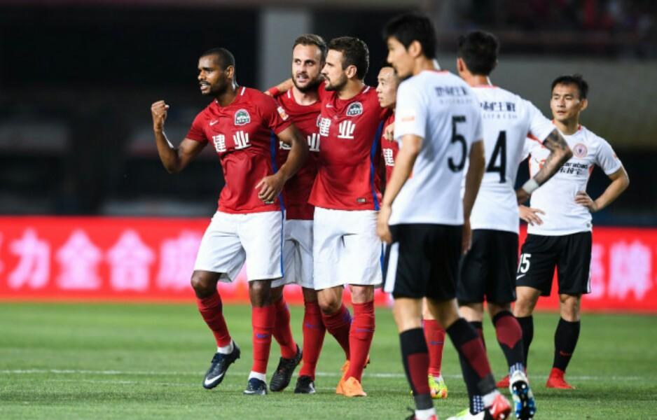 恒大不敌建业,输球后排名下滑至第六位的简单介绍 恒大不敌建业,输球后排名下滑至第六位的简单介绍