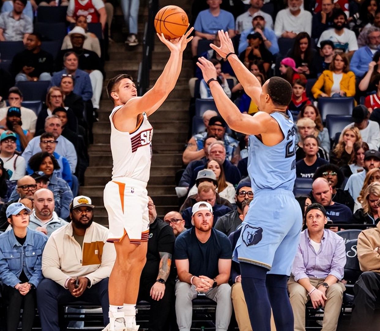 篮网客场击败灰熊,主场稳如泰山 篮网客场击败灰熊,主场稳如泰山