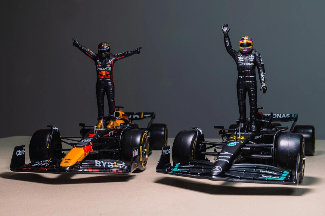 包含红牛车队轻取法拉利,塞恩斯惊艳四座的词条 包含红牛车队轻取法拉利,塞恩斯惊艳四座的词条